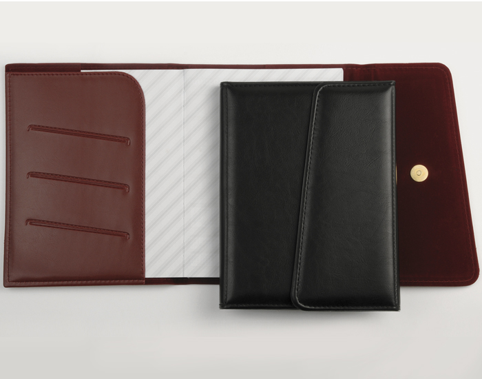 AGENDA REMEMBER SEMANAL HAND BAG 1415 17 X 23 CM.